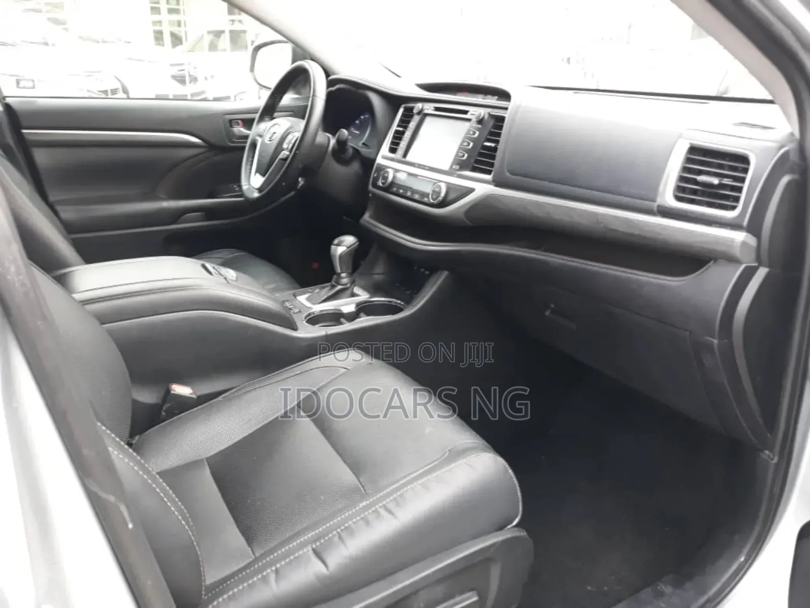 Toyota Highlander Limited Platinum 2019 Silver