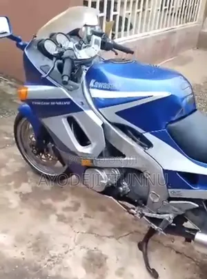 Kawasaki Z650 2007 Blue