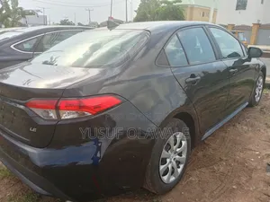 Toyota Corolla LE 2020 Black