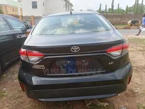 Toyota Corolla LE 2020 Black