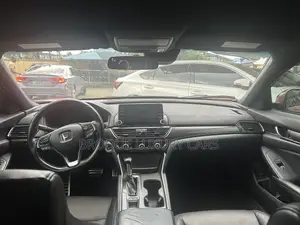 Honda Accord 2018 Red