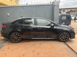 Toyota Corolla SE 2021 Black