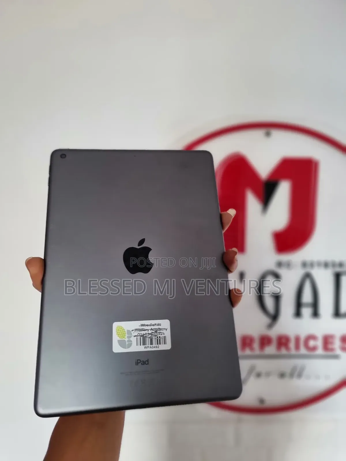 Apple iPad 10.2 (2021) 64 GB Black