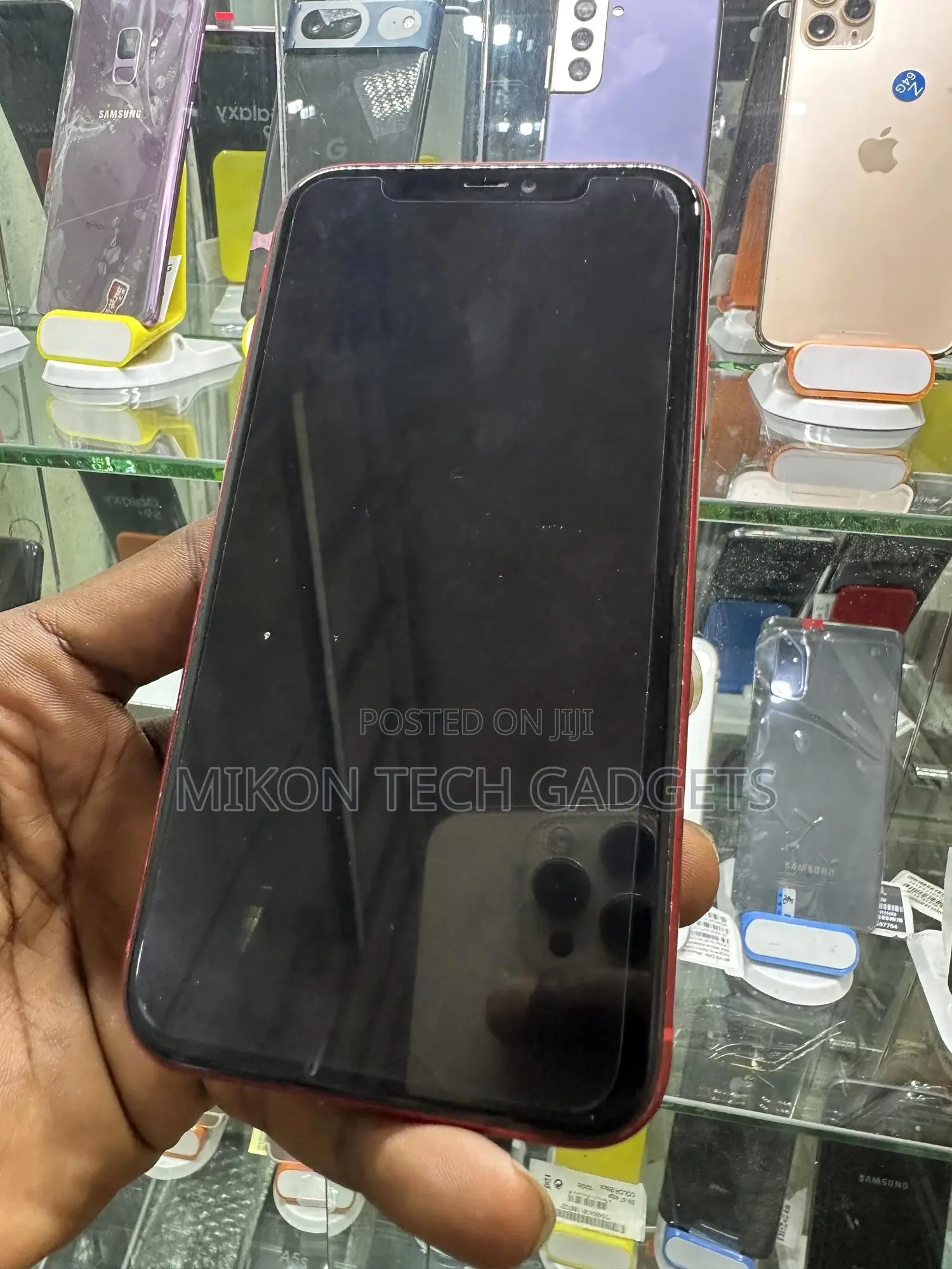 Apple iPhone 11 128 GB Red