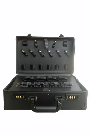 Clipper Box Case for Professional Storage