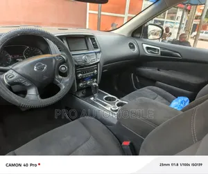 Nissan Pathfinder 2015 White