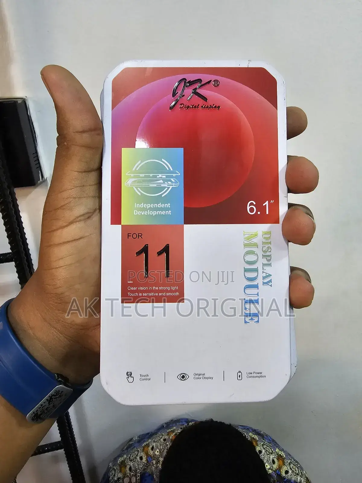 iPhone Xr and 11 Original Quality Screen
