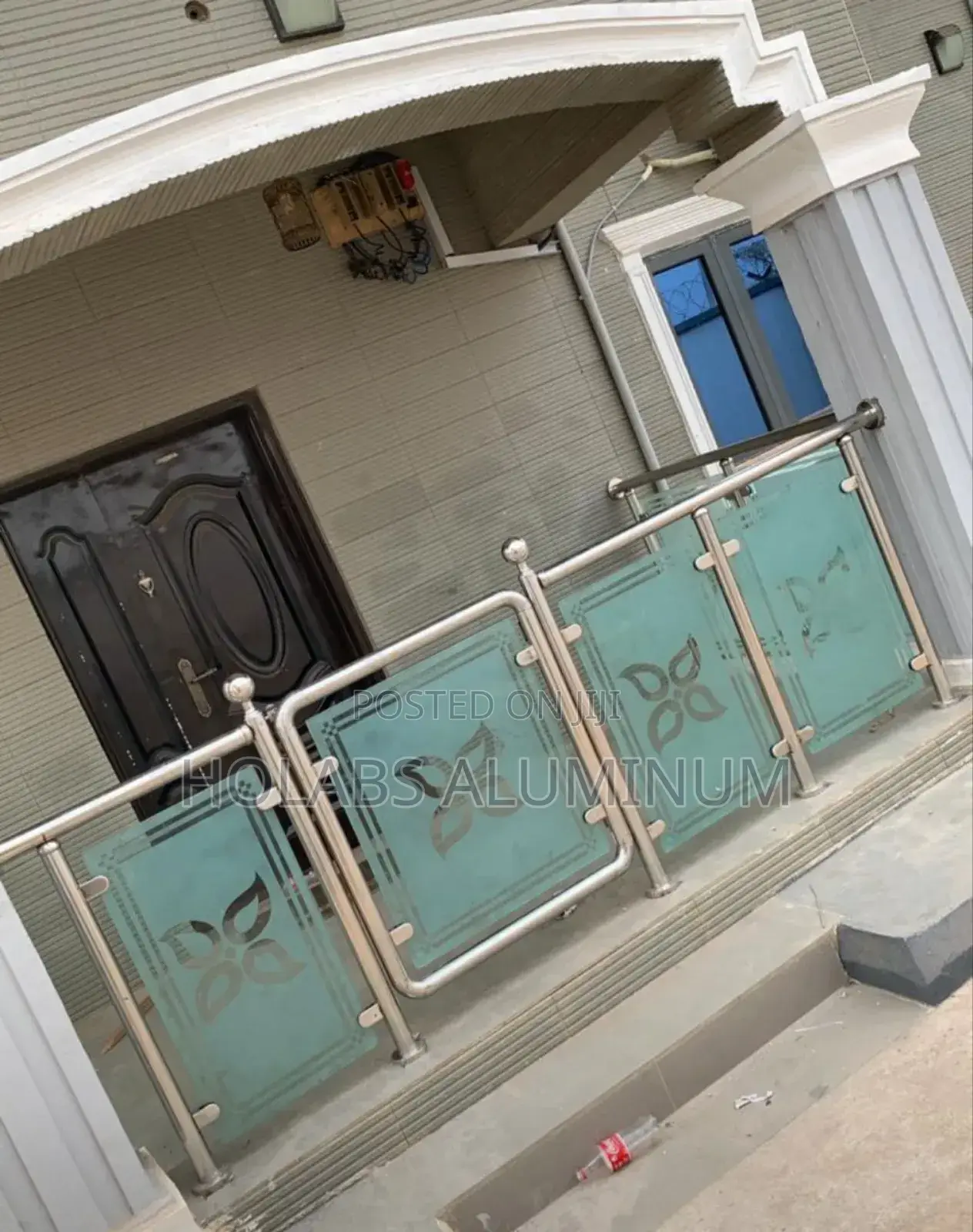Handrail With 10mm Glass