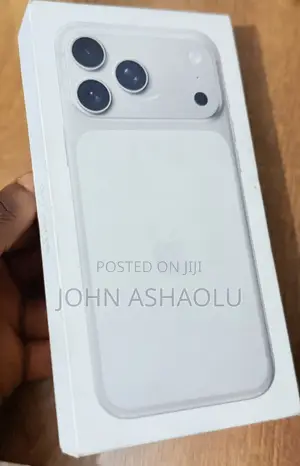 New Apple iPhone 17 Pro Max 256 GB Silver