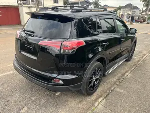 Toyota RAV4 2016 Black