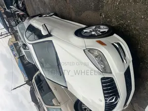 Mercedes-Benz C300 2010 White