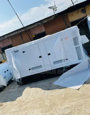 350kva a Generator Perkins Soundproof