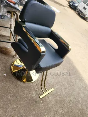 High Quality Lovely Design Executive Foreign Swivel Barbing Salon