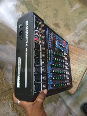 Professional Behringer Mixers 8 Channels Model Mg 8 Usb