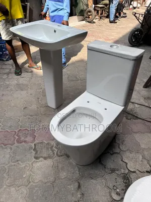 Golden Diamond Water Closet Ĺ
