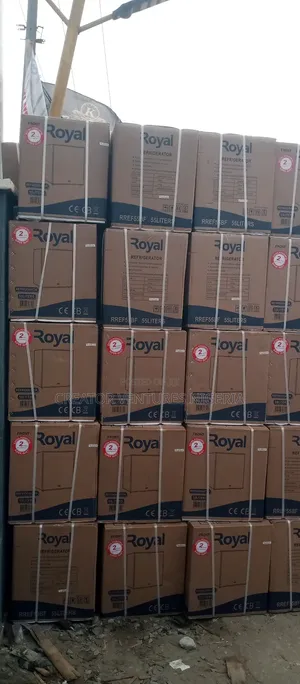 Bedside Royal Refrigerator Fast Cooling Retain Ice Low Consumption.