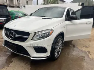 Mercedes-Benz GLE-Class 2016 White