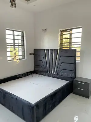 6 X 6 Bed Frame With Side Drawer