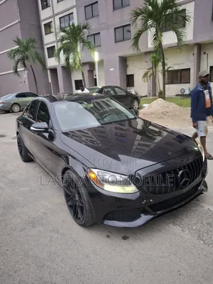 Mercedes-Benz C300 2015 Black