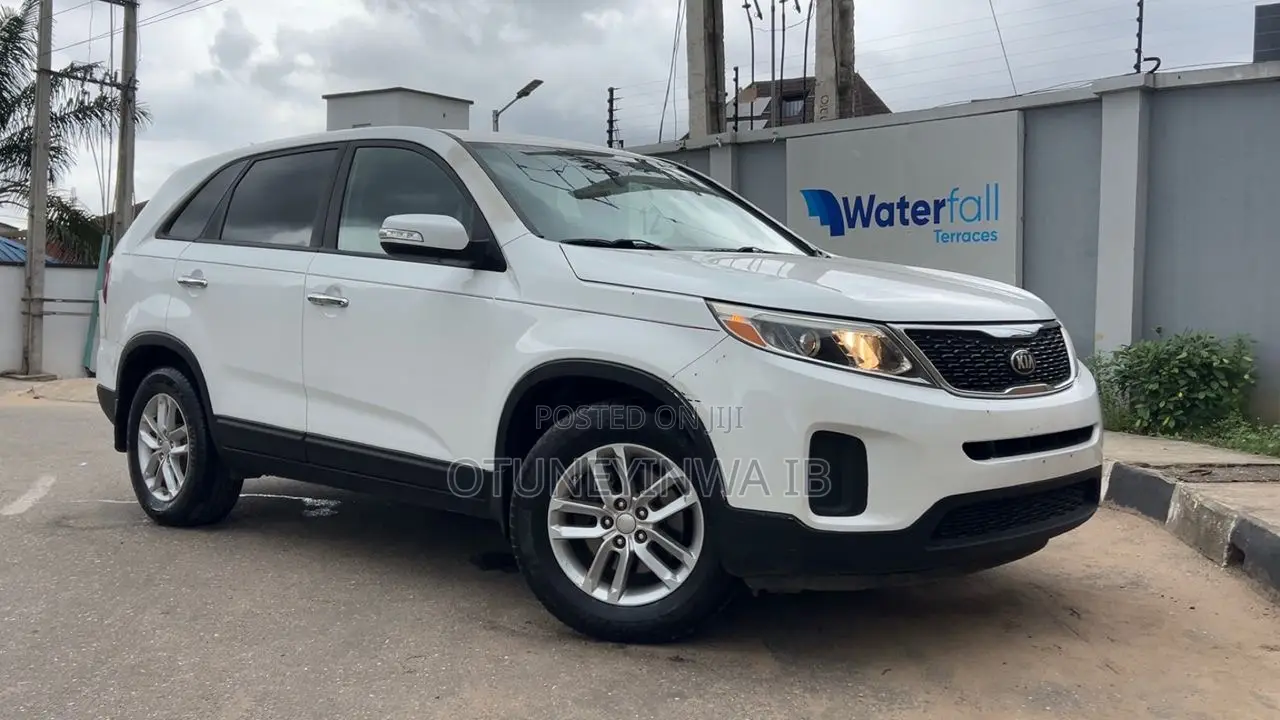 Kia Sorento 2015 White