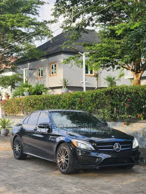 Mercedes-Benz C300 Luxury 4Matic Sedan AWD (2.0L 4cyl 7A) 2016 Black