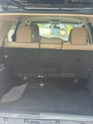 Toyota 4-Runner SR5 4X4 2013 Black