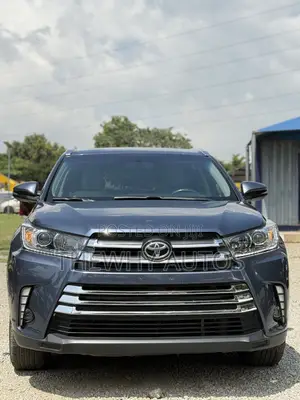 Toyota Highlander XLE 4dr SUV AWD (3.5L 6cyl 6A) 2014 Blue