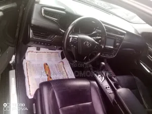 Toyota Avalon Limited Sedan FWD (3.5L 6cyl 6A) 2017 Black
