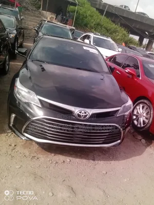 Toyota Avalon Limited Sedan FWD (3.5L 6cyl 6A) 2017 Black
