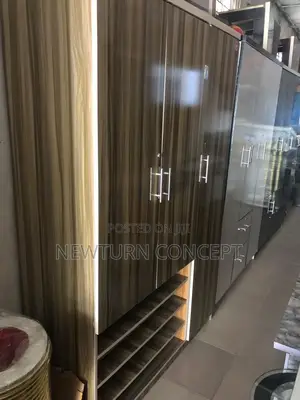 3 Doors Wooden Wardrobe