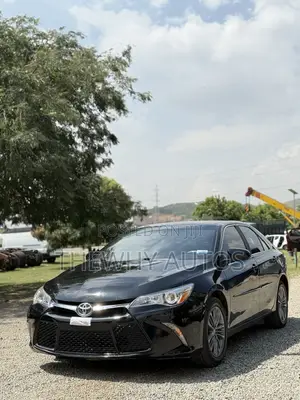 Toyota Camry SE 4dr Sedan (2.5L 4cyl 6A) 2017 Black