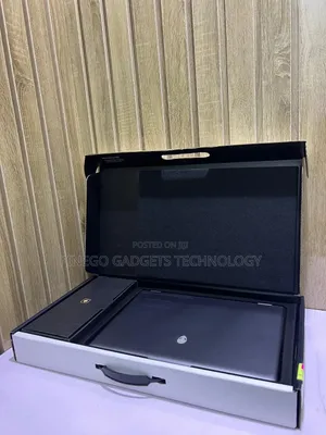 Laptop Dell Alienware M16 R2 16GB Intel Core Ultra 7 SSD 1T
