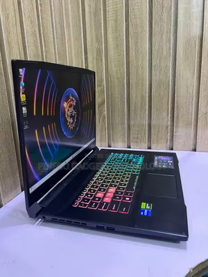 Laptop MSI Katana 17 32GB Intel Core I7 SSD 1T