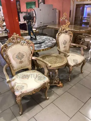 Meeting Chairs With Table