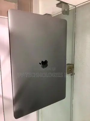 Laptop Apple MacBook Pro 2019 16GB Intel Core i7 SSD 500GB