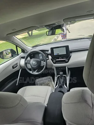 Toyota Corolla Cross LE 2025 Black