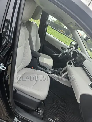 Toyota Corolla Cross LE 2025 Black