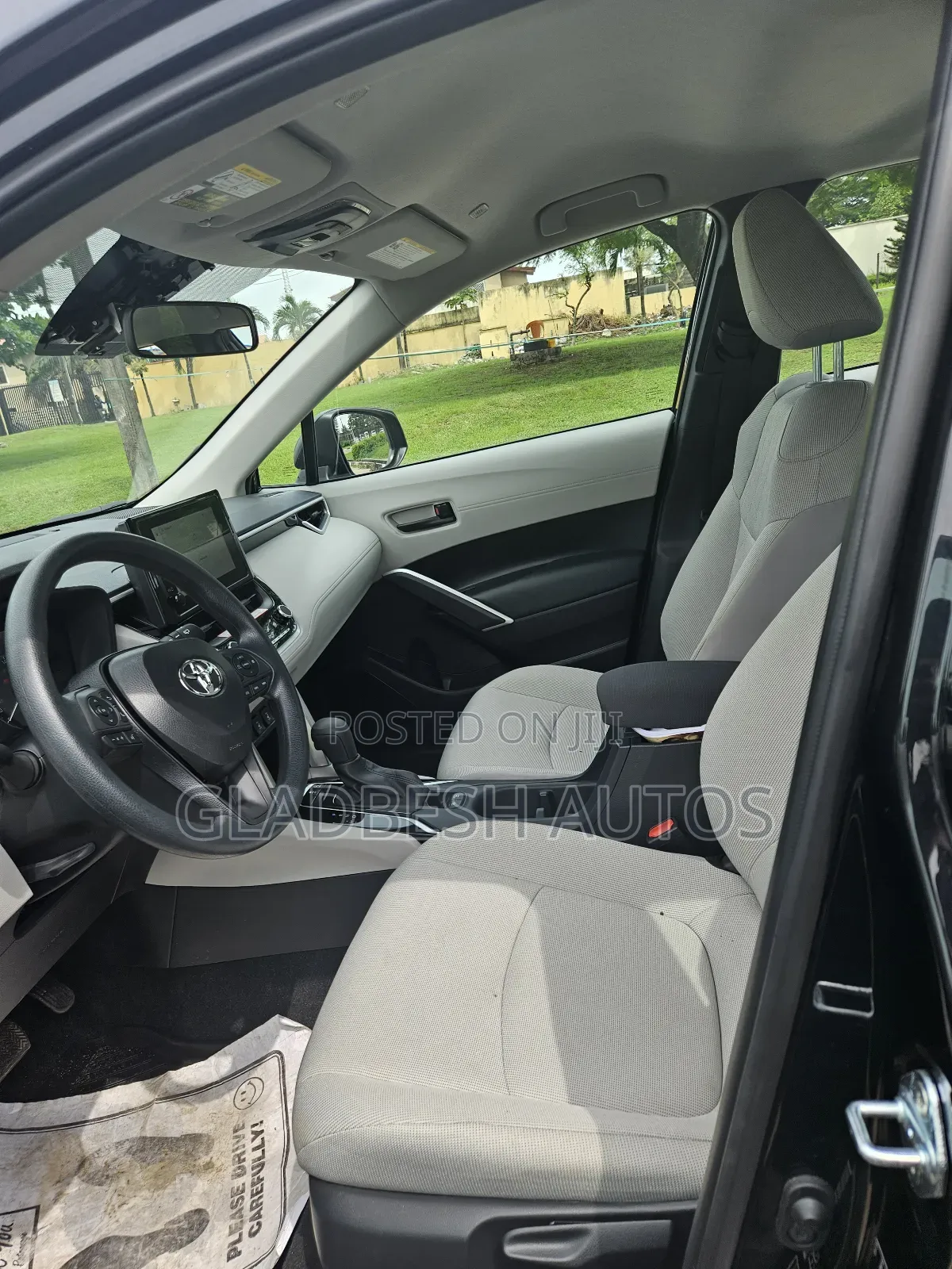 Toyota Corolla Cross LE 2025 Black