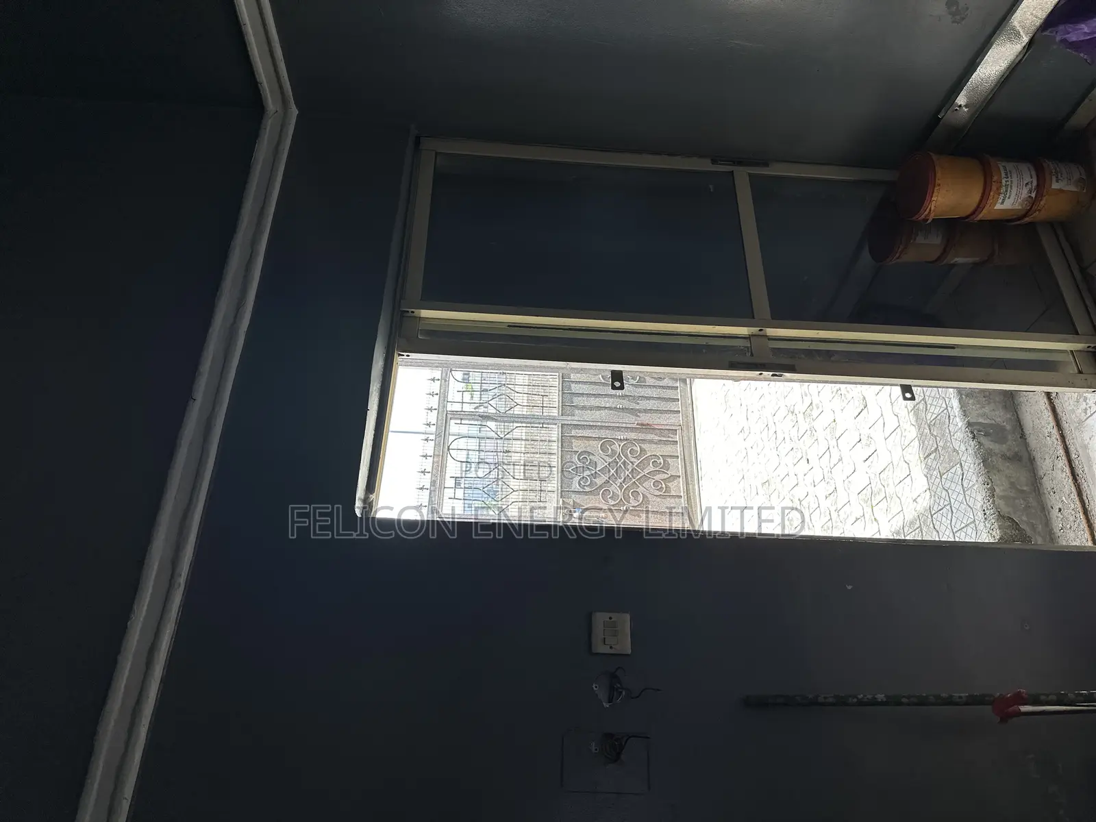 Store Available / Office Space Available