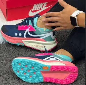 Top Quality Nike Zoom Ladies Sneakers
