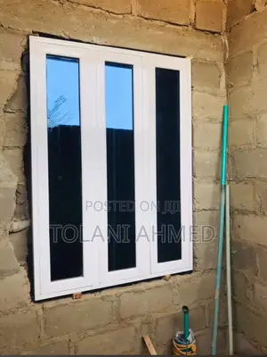 Whute Aluminum Casement Window