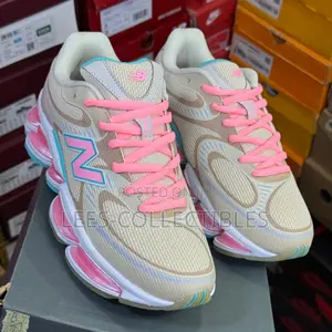 Quality New Balance Absorbs 2000 Sneakers