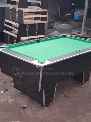 High Grade 7ft Snooker With Accessories