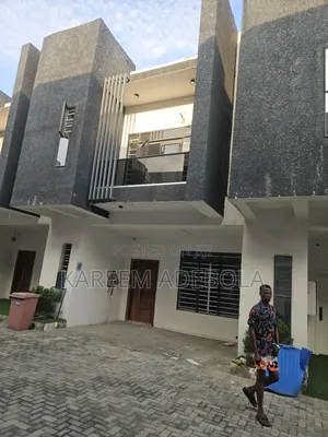 4bdrm Duplex in Orchid, Ikota for sale