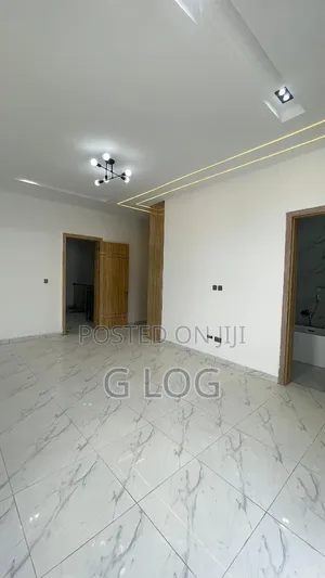 3bdrm Duplex in Amity Estate,Fidiso for sale