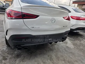 Mercedes-Benz GLE-Class 2021 White