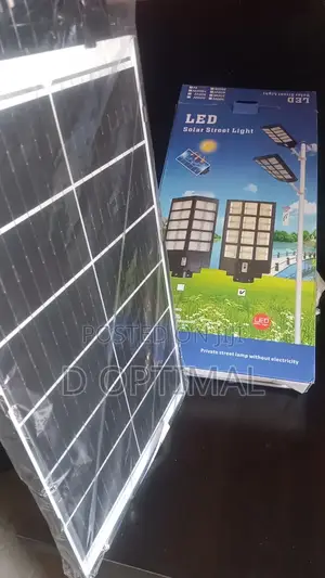 24 Bulb Led Solar-Powered Streetlight