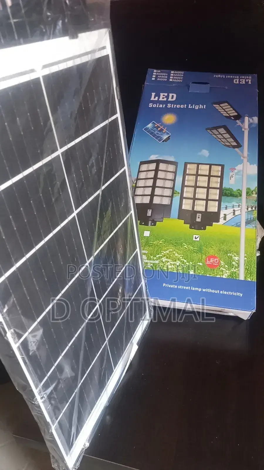 24 Bulb Led Solar-Powered Streetlight