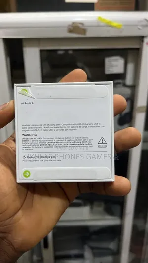 2025 Apple Airpod 4
