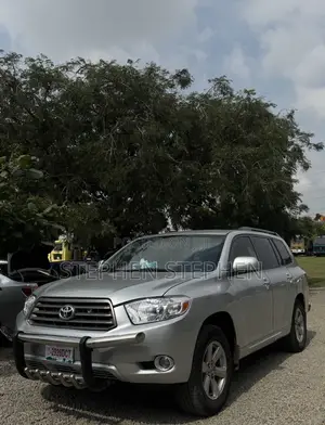 Toyota Highlander 2010 Silver